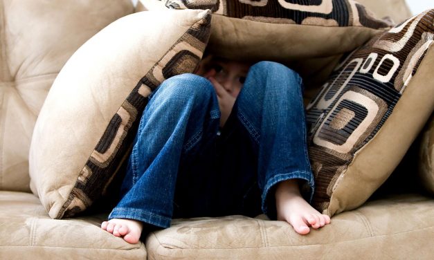 Psykologi vastaa: Miten voimme auttaa lastamme eron jälkeen?