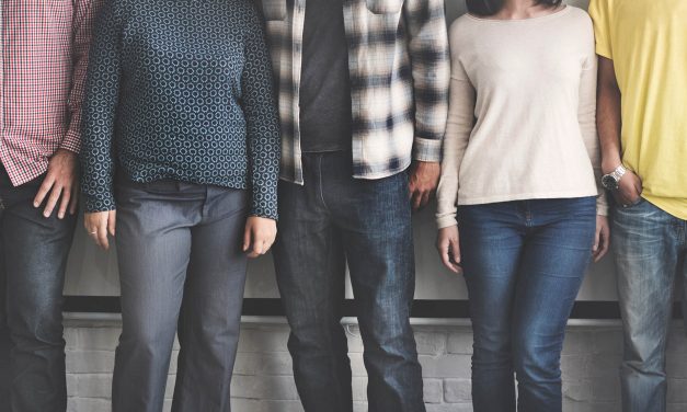 Läsnäolotaitojen harjoitteleminen yhdessä voi vahvistaa ryhmää