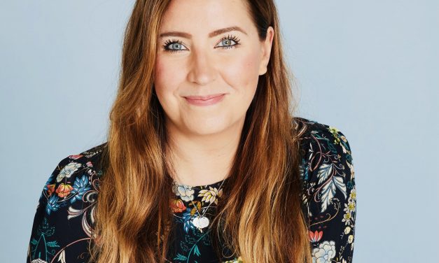 Jenni Pääskysaari: ”Harvassa ovat ne hetket, joihin ei huumori hiivi mukaan”