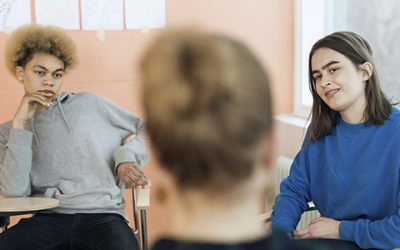 Mielenterveyttä voi vahvistaa kursseilla – tutustu Kelan uusiin mielenterveyskursseihin