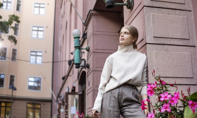 Alina Tomnikov: ”Muiden miellyttäminen ohitti omat tarpeeni”