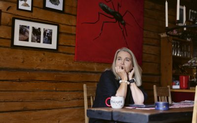 Leena Valmu joi liikaa ja päätti kokeilla, pystyykö hän kohtuullistamaan omaa alkoholinkäyttöään