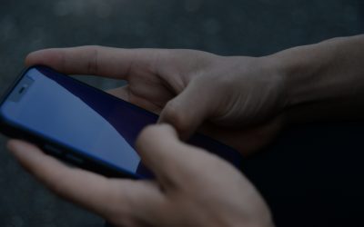 Pornoriippuvuus on raskas taakka, joka vaikuttaa myös parisuhteeseen